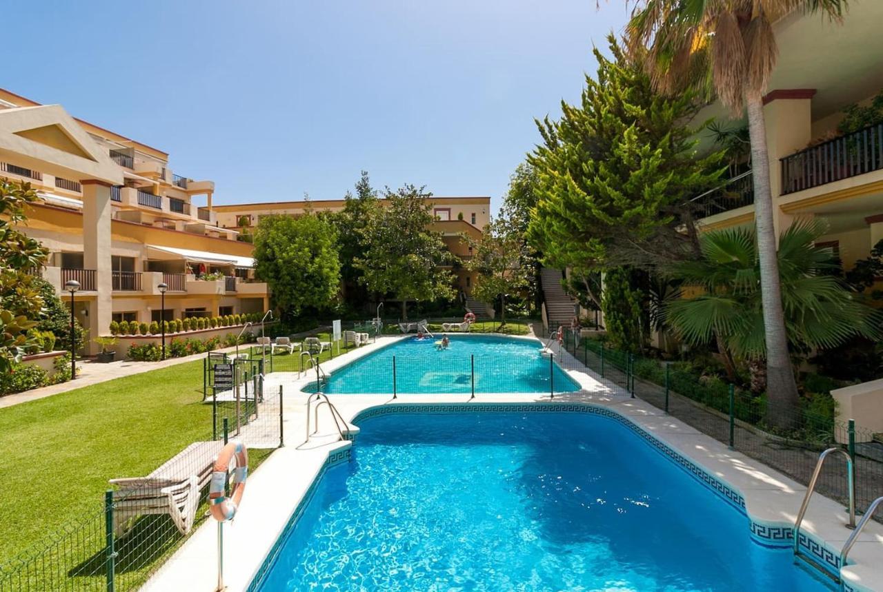 Oleholidays Romana Playa 146 Vistas Al Mar マルベーリャ エクステリア 写真